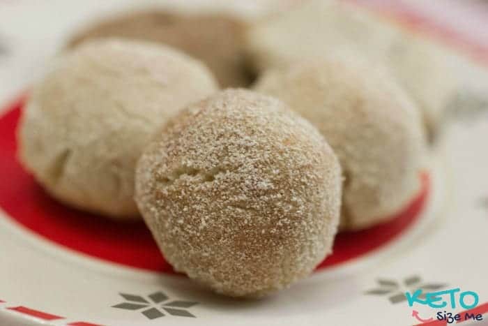 Low-Carb-Snickerdoodle-Balls-
