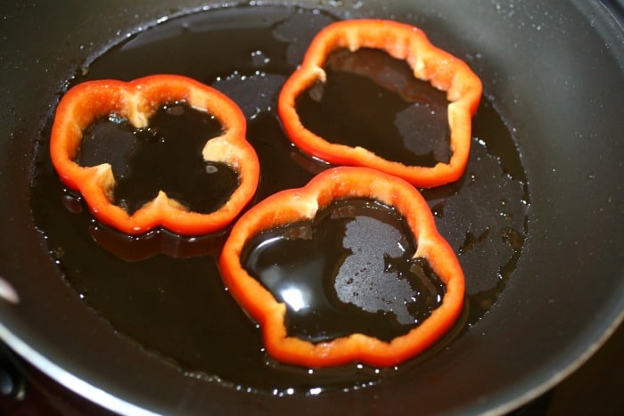 keto-breakfast-pepper-rings-frying