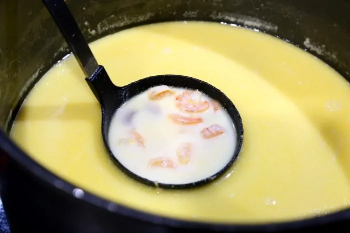 How To Make Keto Cheesy Shrimp Soup 